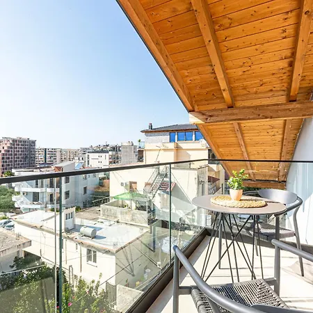 Lian Penthouse 12 - Brand New, Kitchen, Balcony, Parking, Brand New - Lungomare 3 Min *