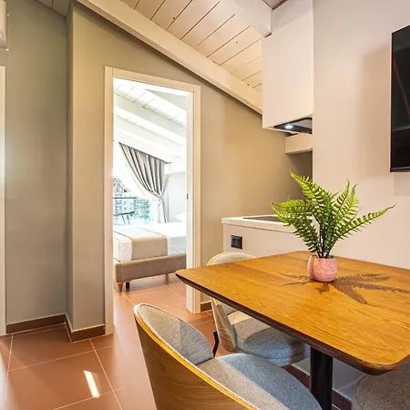 Lian Penthouse 12 - Brand New, Kitchen, Balcony, Parking, Brand New - Lungomare 3 Min
